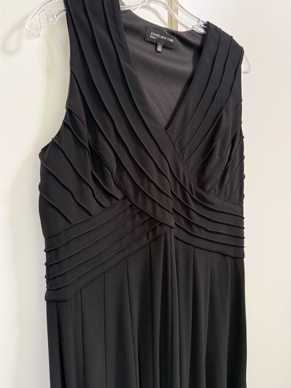 Jones New York 14 Little Black Dress Sleeveless V-Neck Midi Cocktail Y2K VTG